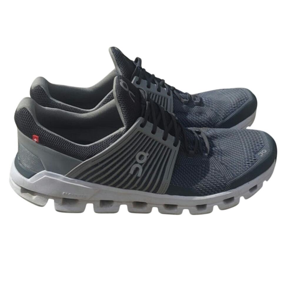 Gray men's on cloud running shoes sz 12